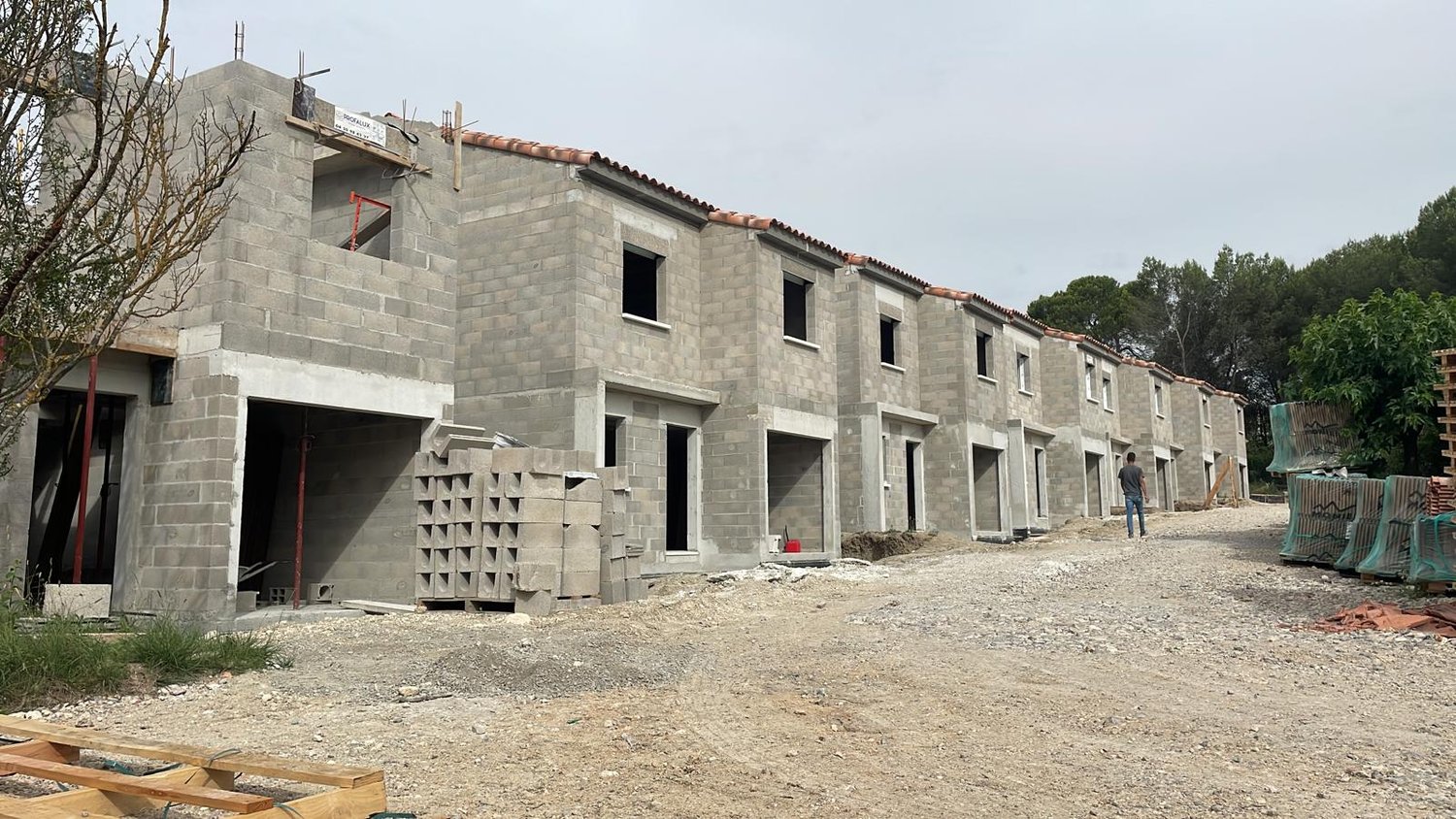 Gros œuvre de 13 maisons neuves à Callas